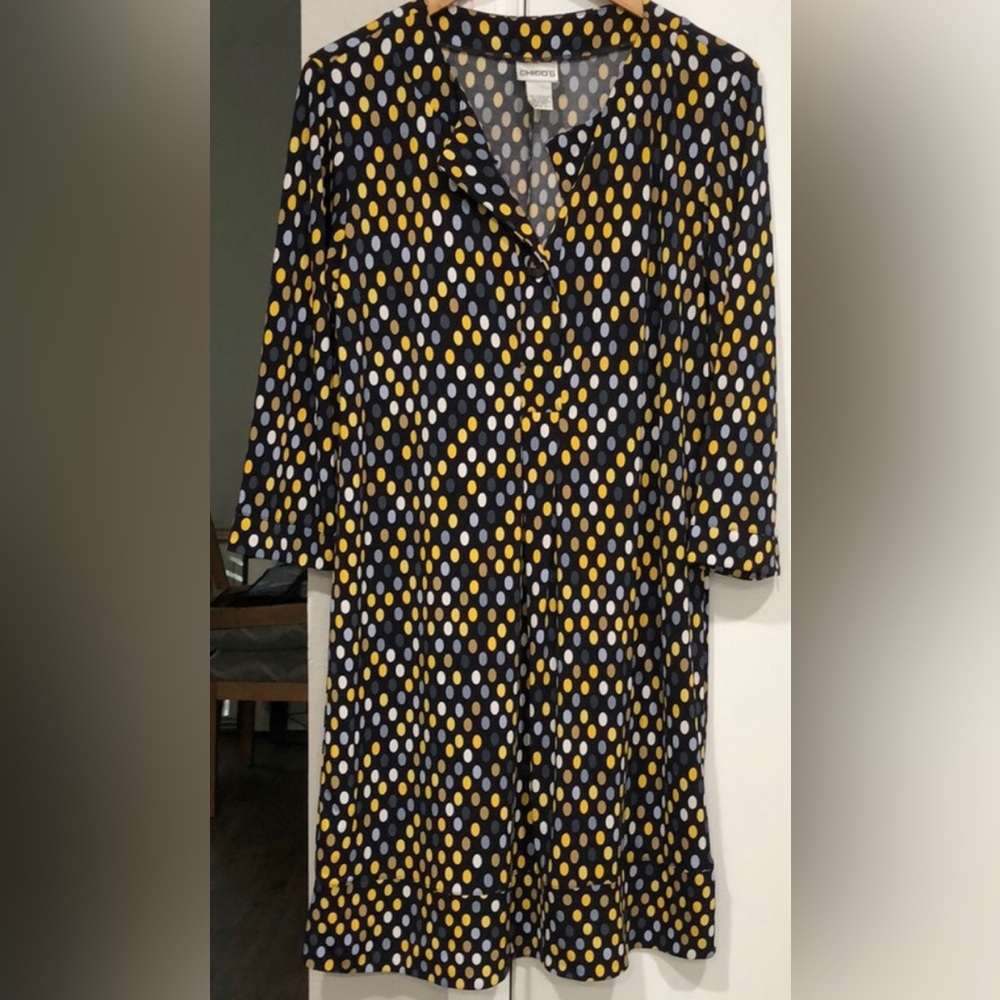 CHICO’S Notched Neckline Polka Dot Dress w/Stretch